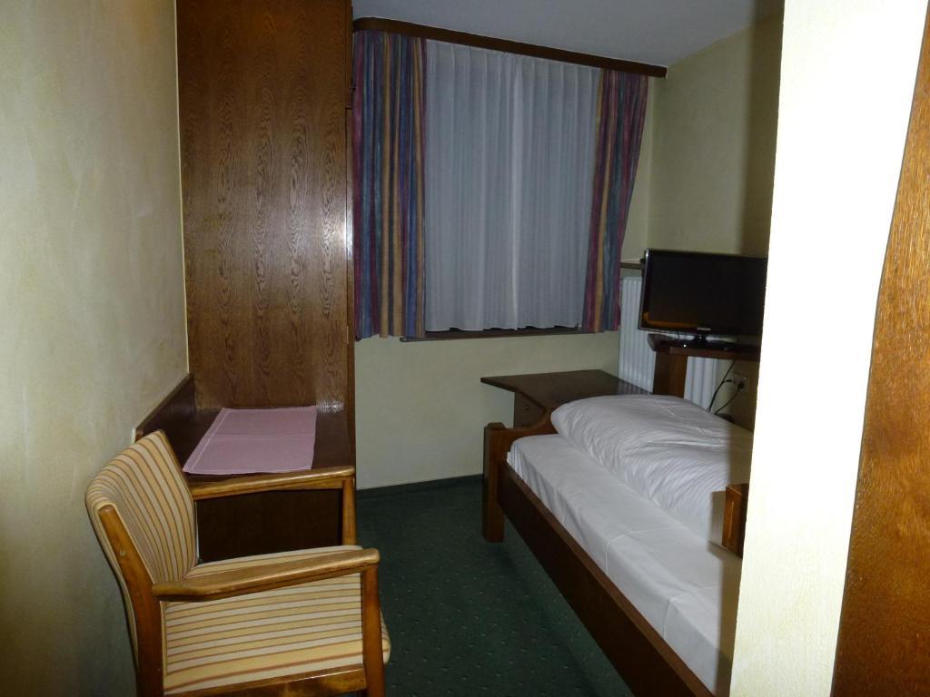 Gasthof Hotel Reif Konigstein in der Oberpfalz Ruang foto
